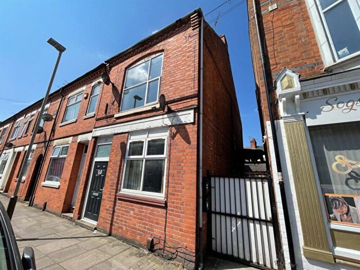 1 Bedroom Flat To Rent In Tudor Road, Leicester, LE3