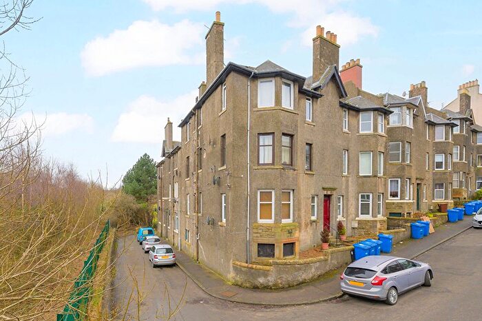 1 Bedroom Flat For Sale In Glebe Park, Inverkeithing, KY11