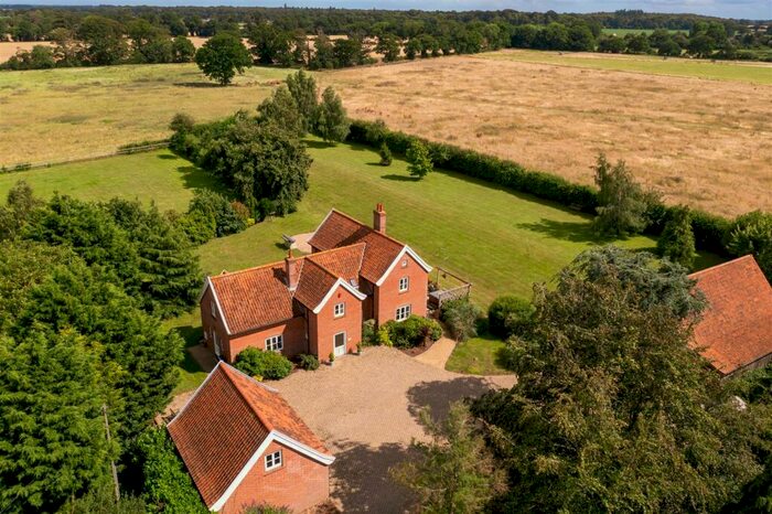 4 Bedroom Detached House For Sale In Salhouse, NR13