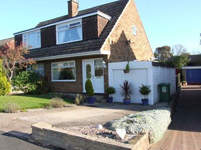 3 Bedroom Semi-Detached House To Rent In Gascoigne Road, Barwick In Elmet, Leeds, LS15