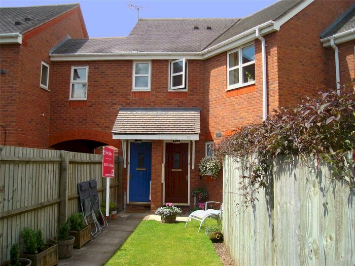 2 Bedroom Maisonette To Rent In Old Dickens Heath Road, Shirley, Solihull, B90