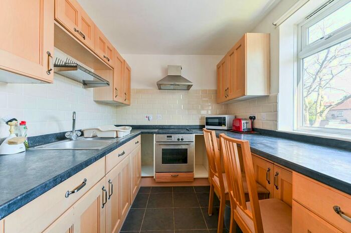 1 Bedroom Flat To Rent In Horsenden Lane North, Perivale, Greenford, UB6