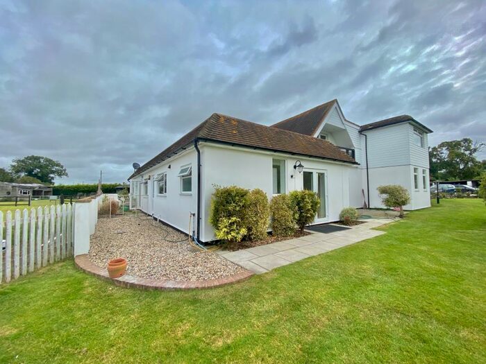 1 Bedroom Apartment To Rent In Nuffield Lane, Benson, OX10