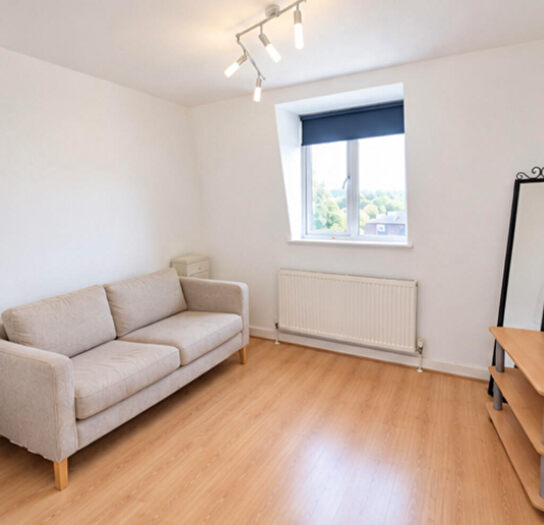 1 Bedroom Apartment To Rent In Dollis Road, Mill Hill East, London, NW7