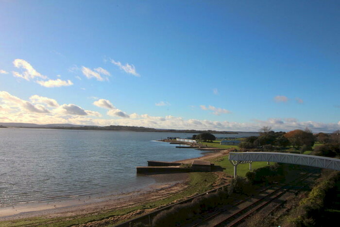 2 Bedroom Apartment To Rent In Stone Close, Poole, BH15