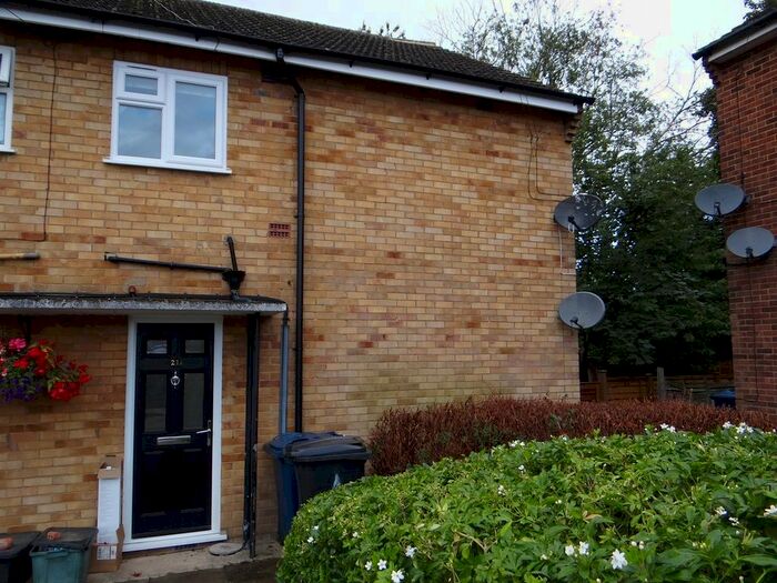 1 Bedroom Flat To Rent In Drakes Road, Amersham, HP7