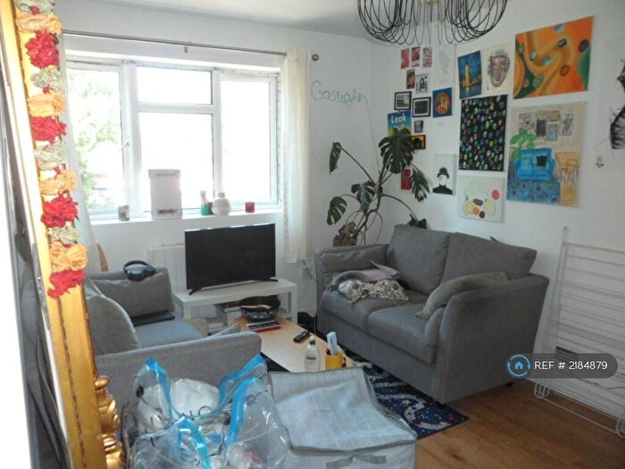 2 Bedroom Flat To Rent In Mildmay Park, London, N1