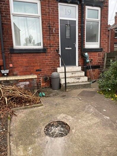 2 Bedroom Terraced House To Rent In Claremont Terrace, Leeds, LS12