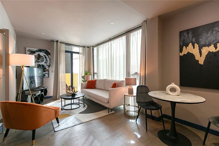 1 Bedroom Flat To Rent In Great Turnstile House, Great Turnstile, London, WC1V