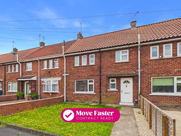 2 Bedroom Terraced House For Sale In Arden Road, Beverley, HU17