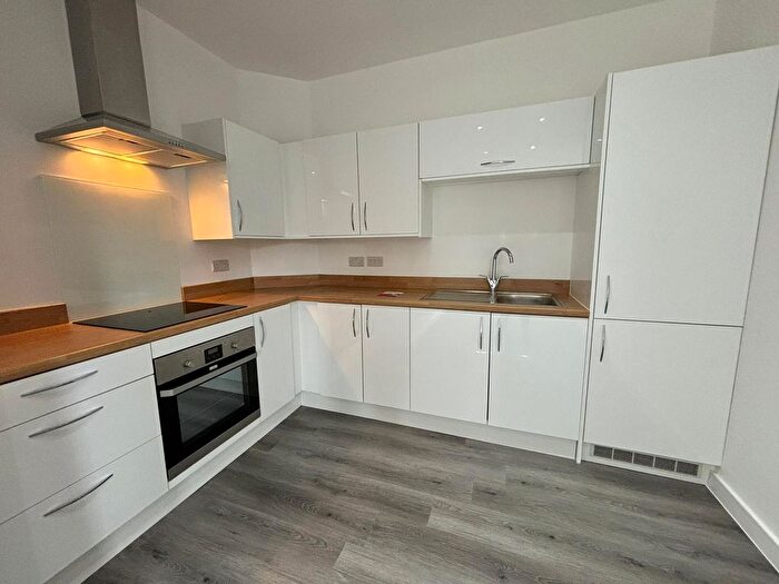 1 Bedroom Flat To Rent In Percy Street, Hull, HU2