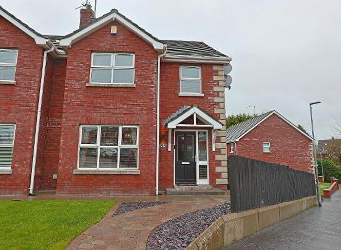 3 Bedroom Semi-Detached House For Sale In Moss View, Craigavon, BT66