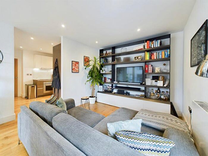 2 Bedroom Flat For Sale In Grove Park, London, NW9