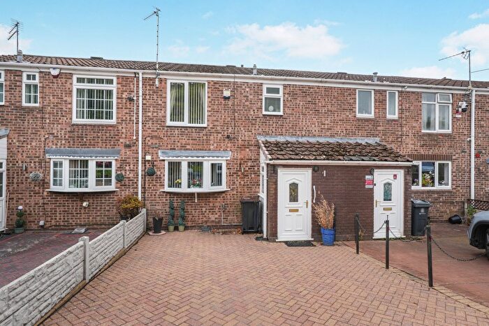 2 Bedroom Terraced House For Sale In Barlow Close, Rubery, B45