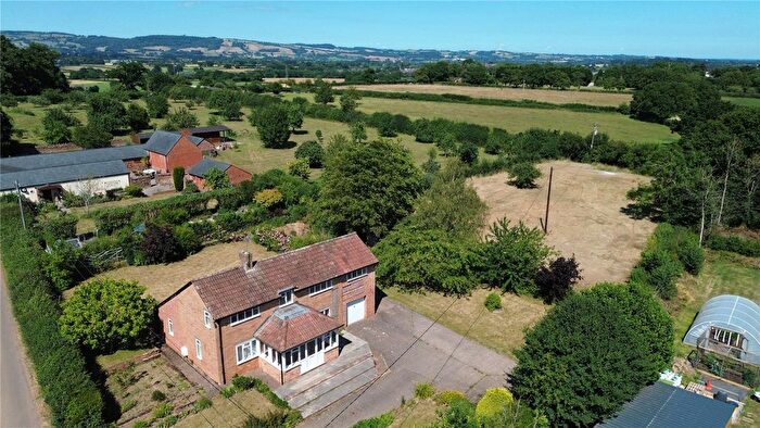 3 Bedroom Detached House For Sale In Hillcommon, Taunton, TA4