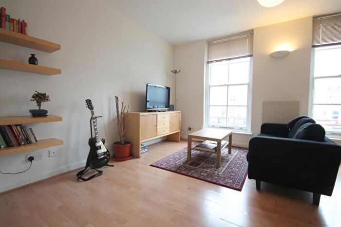 1 Bedroom Flat To Rent In Kentish Town Road, Kentish Town, NW1