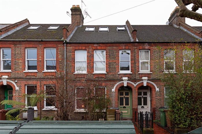 1 Bedroom Flat For Sale In Hawarden Road, Walthamstow, E17