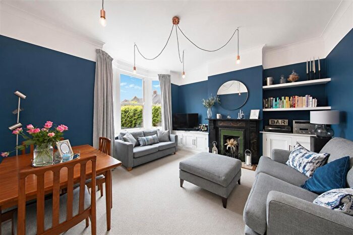 2 Bedroom Flat For Sale In Sportsbank Street, London, SE6