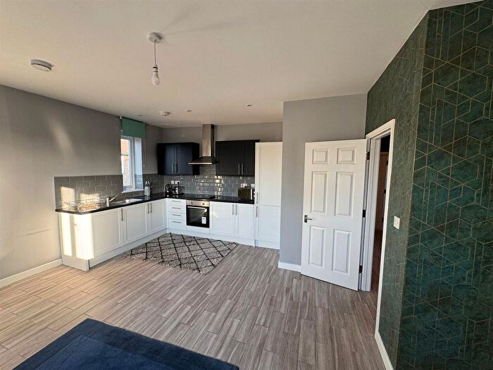 1 Bedroom Flat To Rent In Nelson Road, Twickenham, TW2