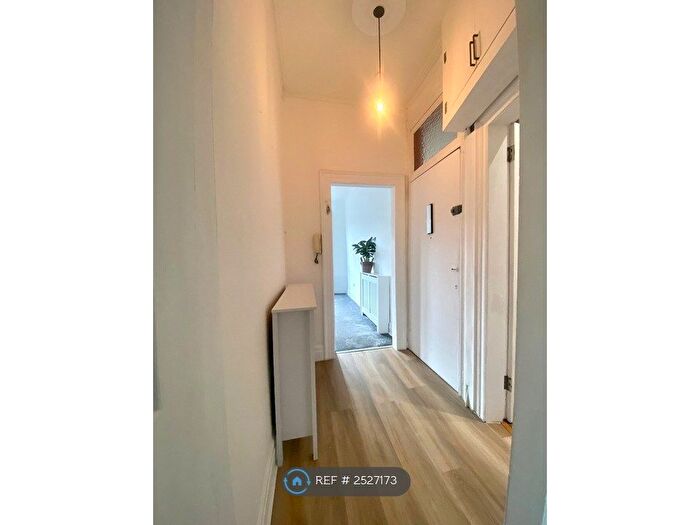 1 Bedroom Flat To Rent In Torrisdale Street, Glasgow, G42