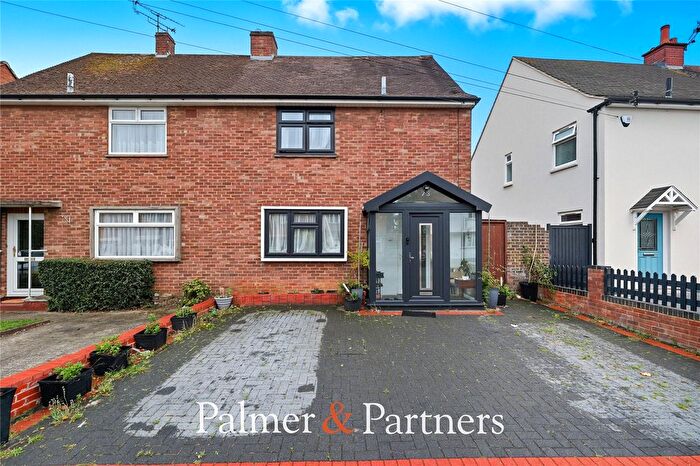 3 Bedroom Semi-Detached House For Sale In Woodhall Road, Chelmsford, Essex, CM1