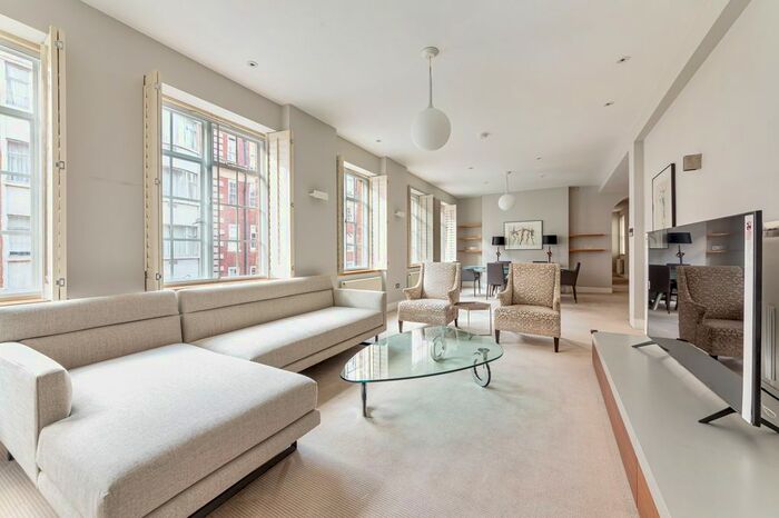 3 Bedroom Flat To Rent In Hallam Street, London, W1W