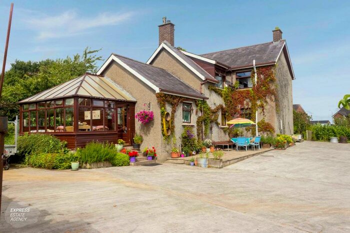5 Bedroom Detached House For Sale In Maydown Road, Dungannon, BT71