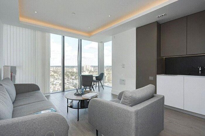 2 Bedroom Apartment To Rent In Bollinder Place, London, EC1V