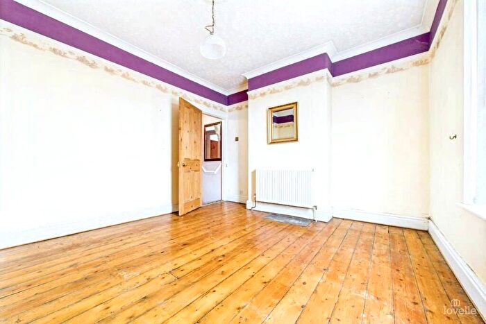 3 Bedroom Semi-Detached House For Sale In Westfield Road, Barton-Upon-Humber, DN18