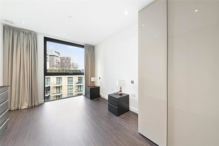2 Bedroom Apartment To Rent In Goodman's Fields, Aldgate, London, E1