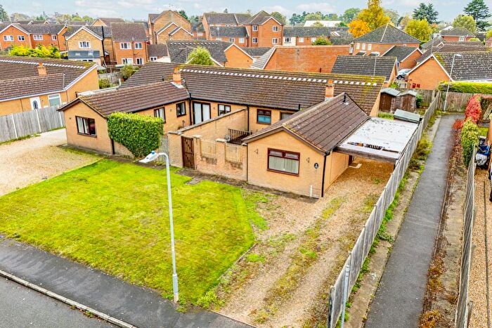 2 Bedroom Semi-Detached Bungalow For Sale In Marshlands Drive, Holbeach, PE12