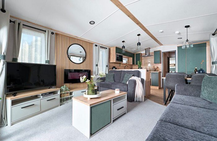 2 Bedroom Lodge For Sale In Gallanach Road, Oban, PA34