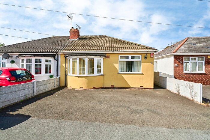 2 Bedroom Semi Detached Bungalow For Sale In Myrtle Terrace, Tipton, DY4
