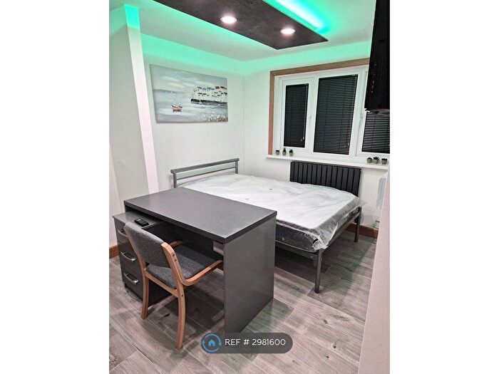 1 Bedroom Flat To Rent In Kendal Bank, Leeds, LS3