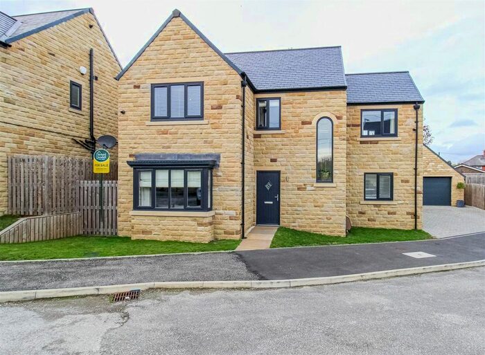Houses for sale & to rent in WF5 0SJ, Manor Road, Horbury And South