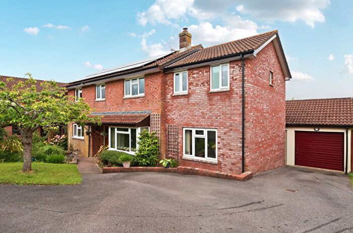 5 Bedroom Detached House For Sale In Oak View, Honiton, Devon, EX14