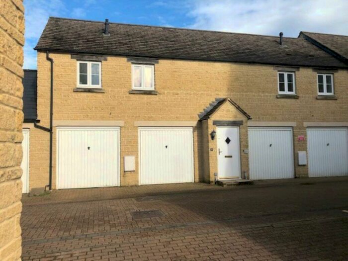 1 Bedroom Maisonette To Rent In Bathing Place Lane, Witney, OX28