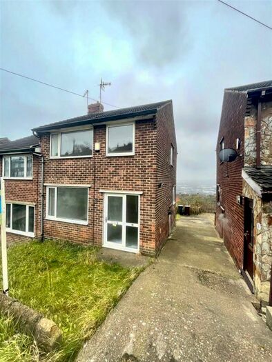3 Bedroom House To Rent In Sandstone Avenue, Sheffield, S9