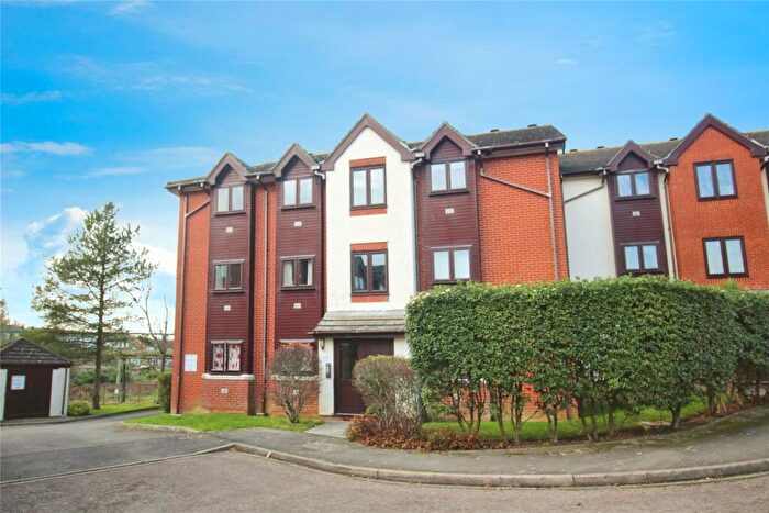 2 Bedroom Flat To Rent In Compass Point, Fareham, Hampshire, PO16
