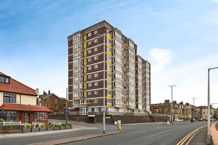 1 Bedroom Flat For Sale In Marine Road East, Morecambe, Lancashire, LA4