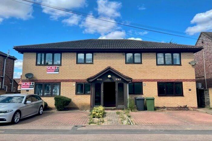 1 Bedroom Flat To Rent In Marholm Road, Peterborough, PE4