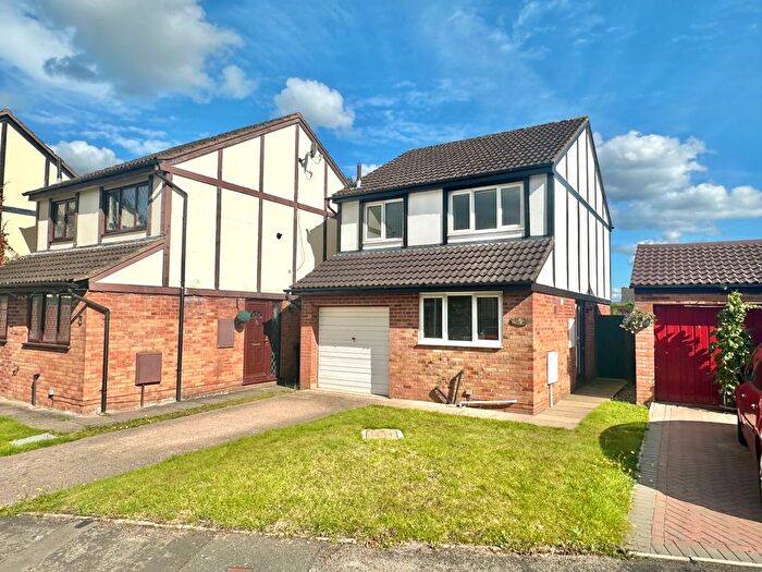 3 Bedroom Detached House To Rent In Quantock Close, Hereford, HR4