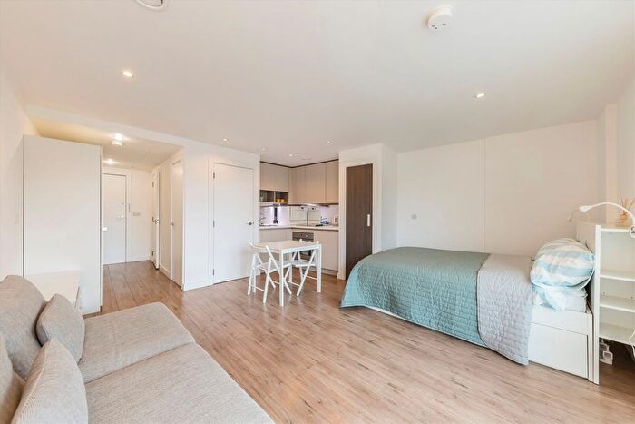 Studio For Sale In Deals Gateway, Greenwich, SE10