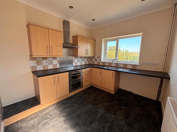 3 Bedroom House To Rent In Llandeilo Road, Upper Brynamman, Ammanford, SA18