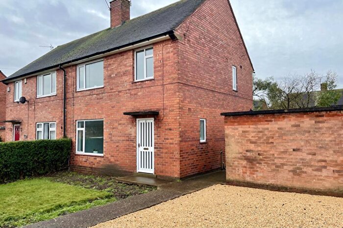 3 Bedroom Semi-Detached House To Rent In Westerham Close, Nottingham, NG8