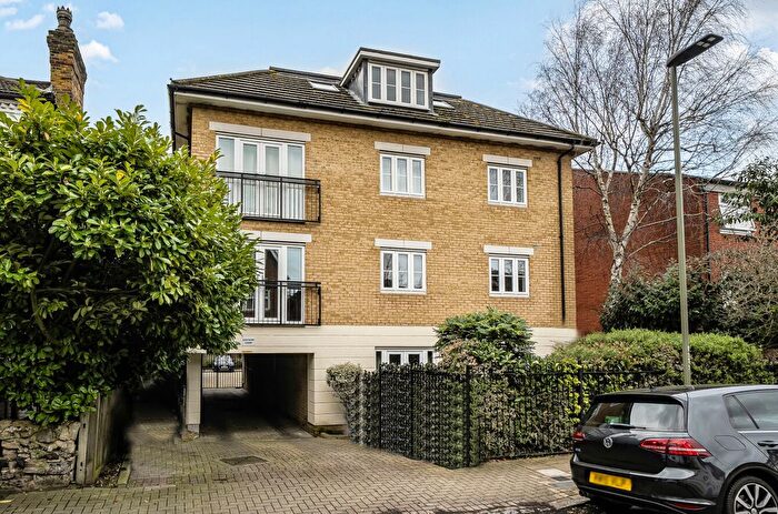 1 Bedroom Flat For Sale In Lansdowne Road, Bromley, BR1