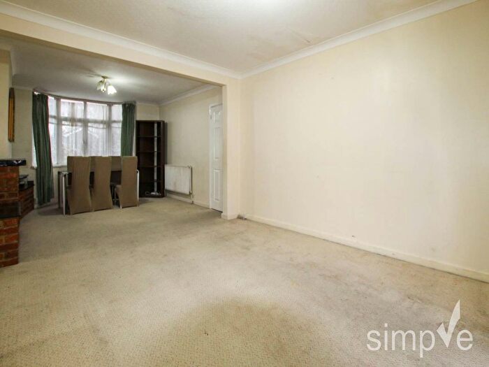 4 Bedroom Property To Rent In Little Road, Hayes, Middlesex, UB3