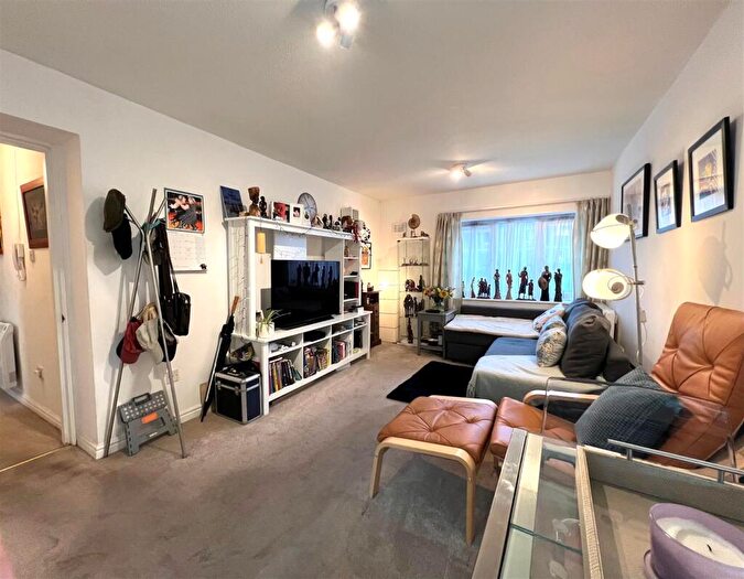 1 Bedroom Flat For Sale In Winton Street, Bristol, BS4