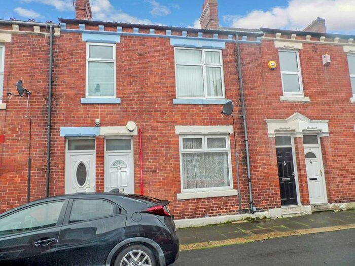 2 Bedroom Ground Flat To Rent In Charlotte Street, Wallsend, Tyne And Wear, NE28