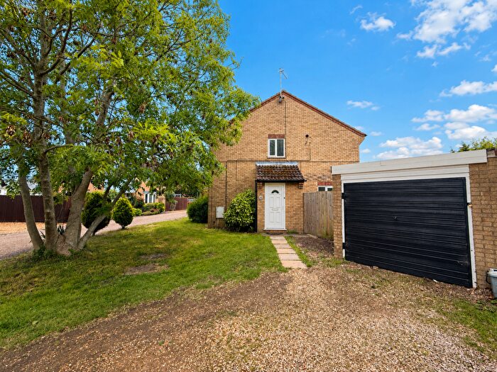 2 Bedroom Semi-Detached House To Rent In Paulsgrove, Orton Wistow, Peterborough, PE2